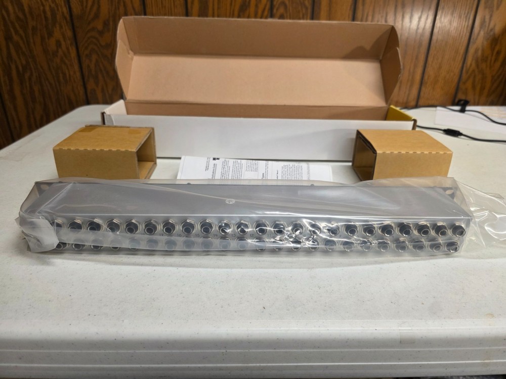 Hosa PHB-350 Balanced 48 Point Patch Bay