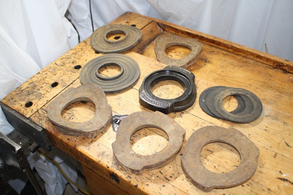 Mueller Tapping Tool B-100 TOOLING