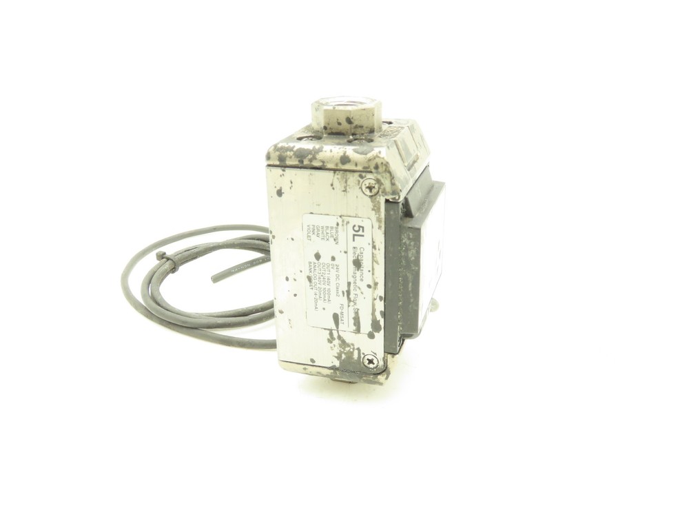 Keyence FD-M5AT Electromagnetic Digital Flow Sensor 5L/min 24VDC