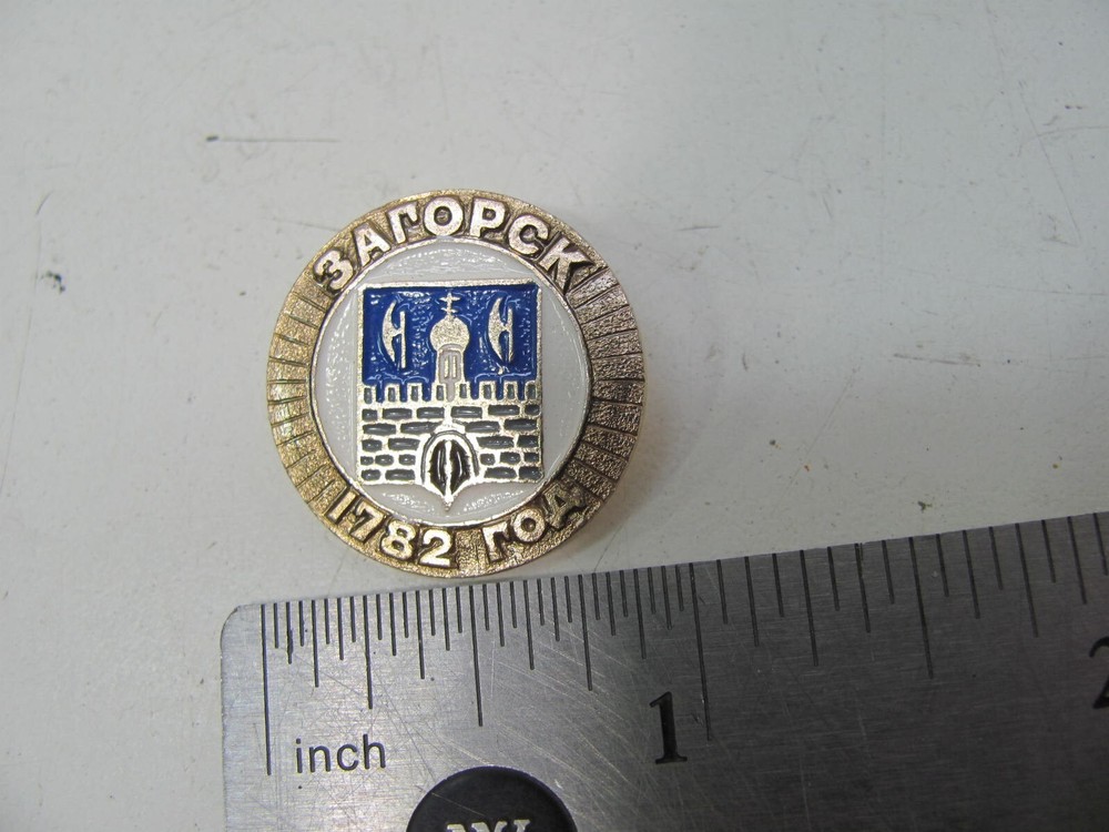 RUSSIAN SOVIET CCCP SMALL LAPEL PIN BADGE 1782