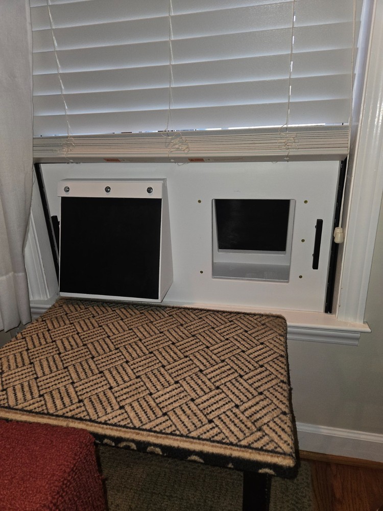 ENERGY SAVER CAT FLAP WINDOW INSERT