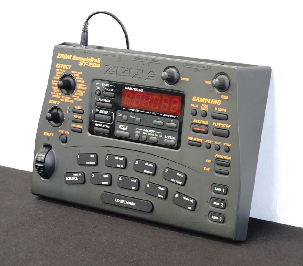 Zoom ST-224 SampleTrak Drum / Groove Machine & Sampler