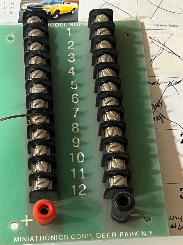 Miniatronics PDB-1 Twelve Position Power Block Distribution Block