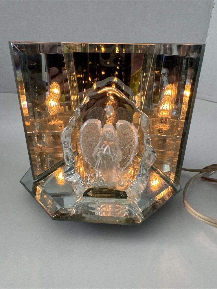 Beautiful Dimmable Praying Angel Mirrored Table Light