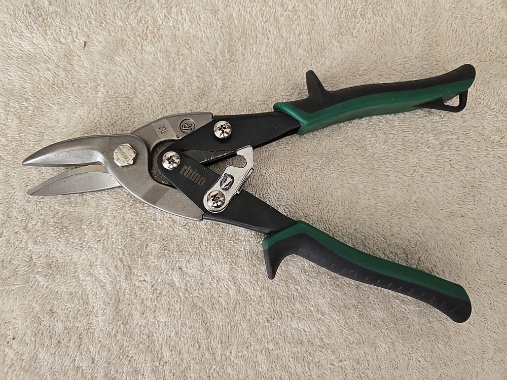 Rhino Snips.