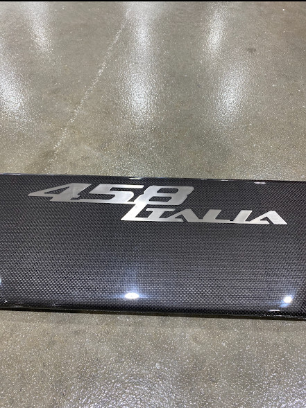 458 ITALIA/SPECIALE FRONT ENGINE COMPARTMENT COVER