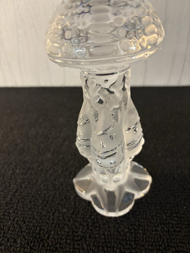 Saint Louis Crystal Wig Holder
