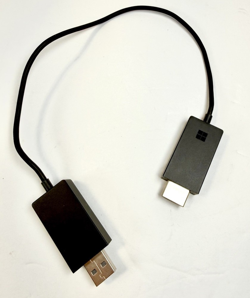 Microsoft Wireless Display Adapter v2 model 1733