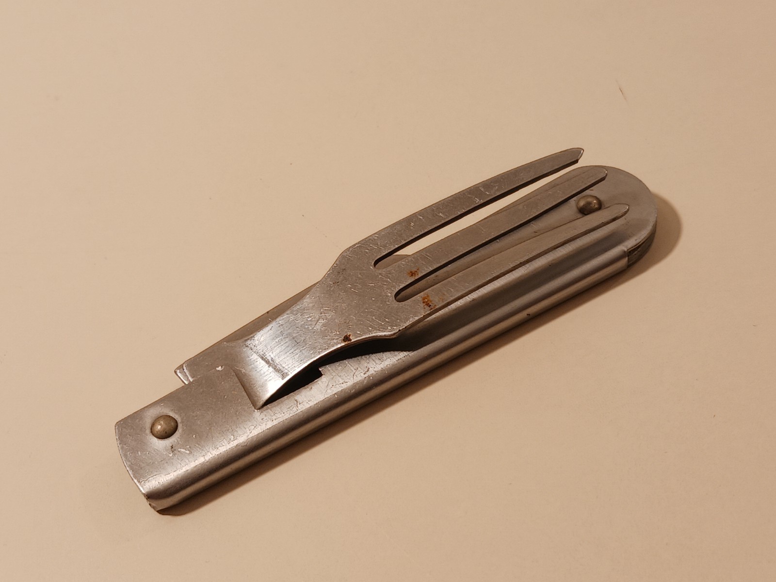 Vintage Imperial USA Folding Fork Can Opener Tool 1945 Patent 2391732 Mess Kit