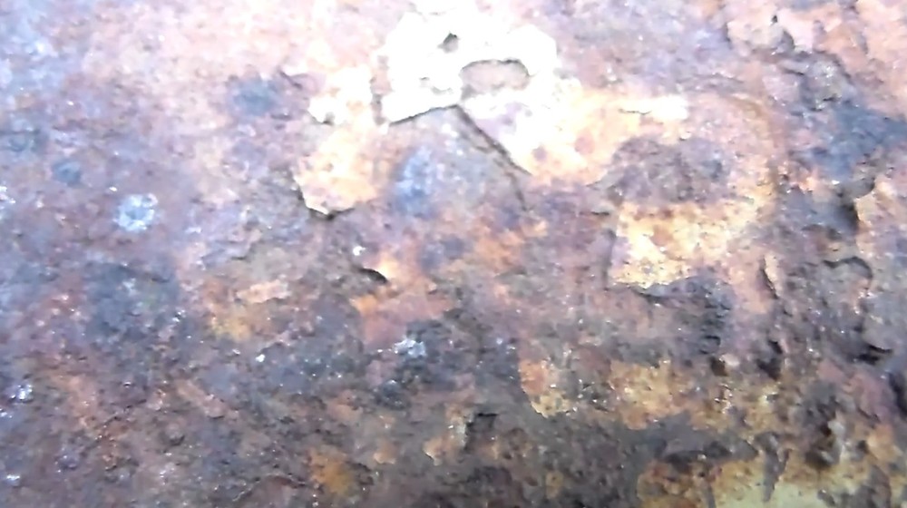 Old Relic US WW2 1943 Dated "Bennett" Jerry Can with Desert Storm paint (USED)