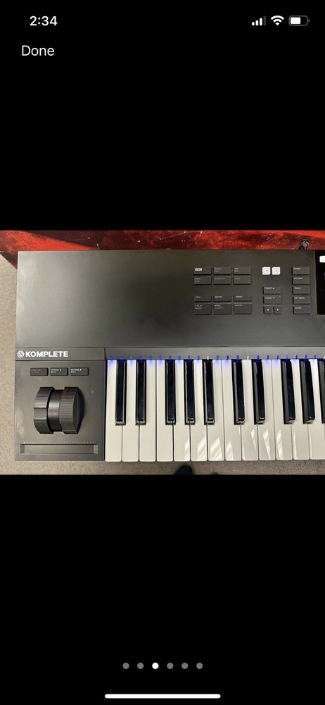 Native Instruments Komplete Kontrol S61 MK2 61 Key Keyboard Controller