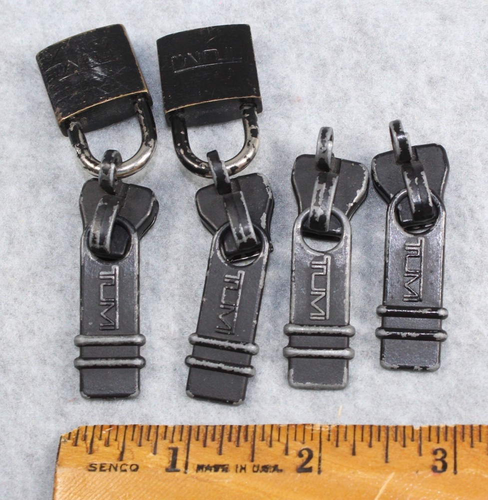 Tumi Replacement Parts Black Large Locking Zipper Pull Tabs Sliders padlock