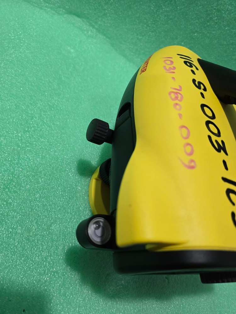 Leica Sprinter 100M Digital Level