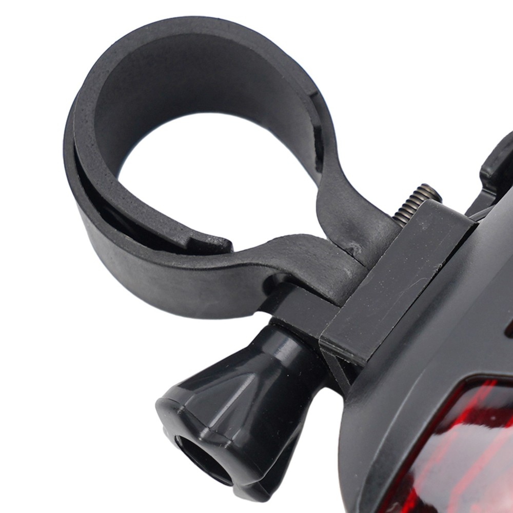 Lightweight and Reliable Bicycle Tail Light for Improved Visibility Red