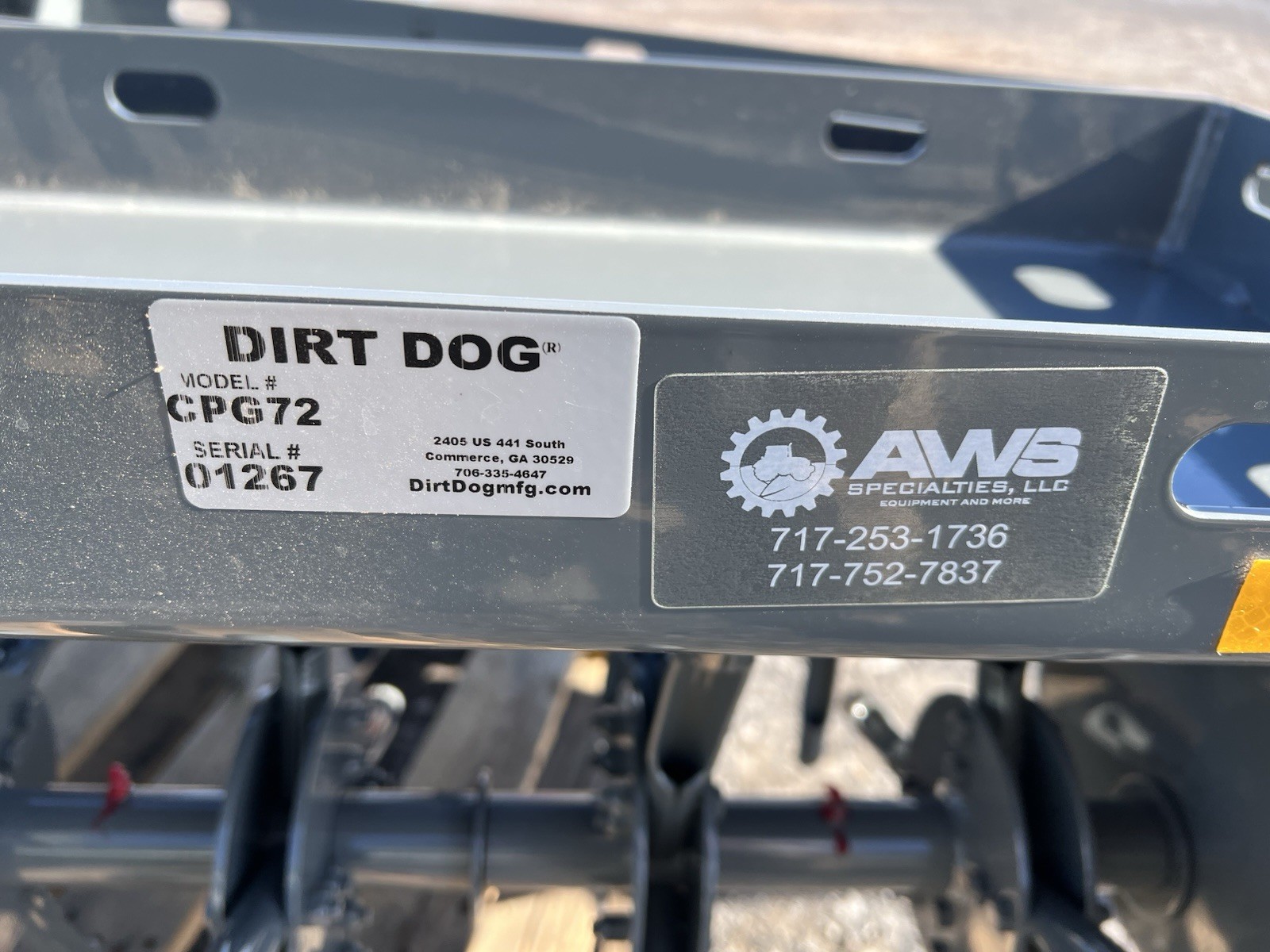 New Dirt Dog Plug Core Aerator 6' in Gray
