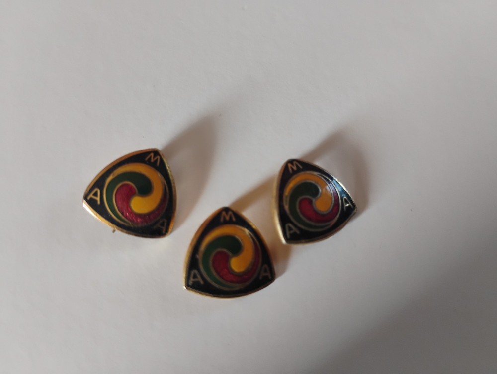 vintage ama pin
