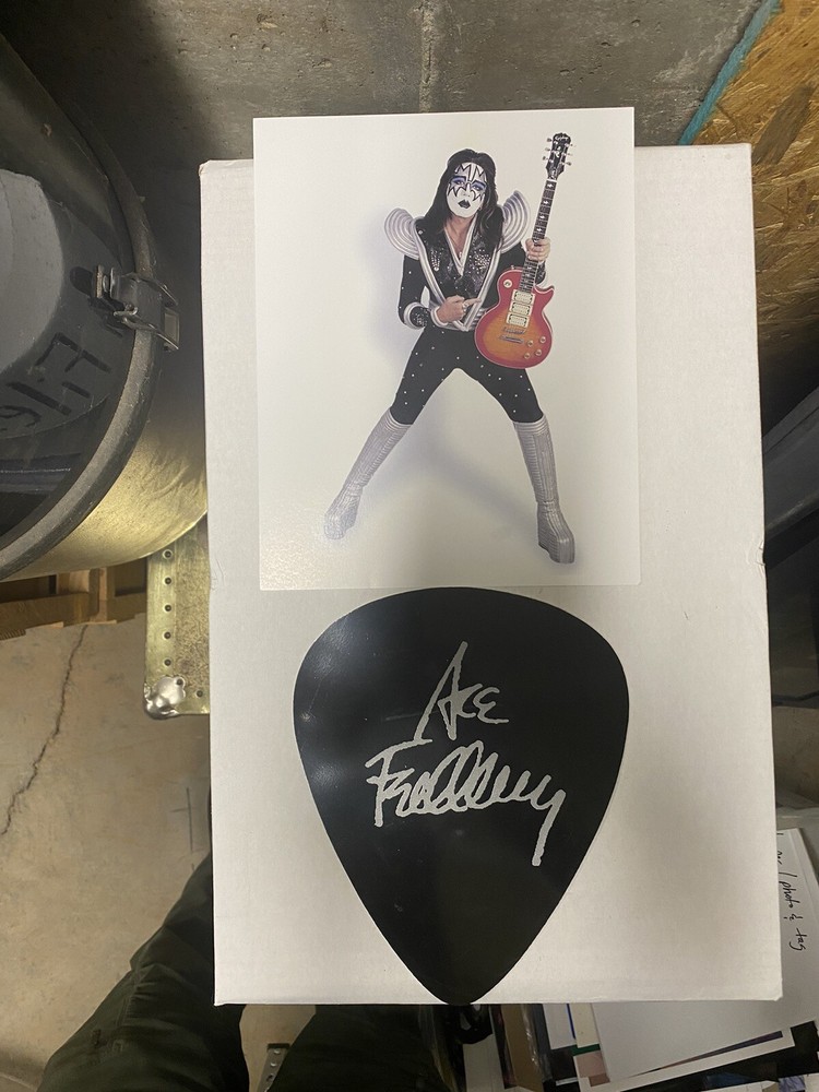 KISS ACE FREHLEY Promo Guitar Pick 12 Picks(Large 2-sided) & AF 8X10 Photo.