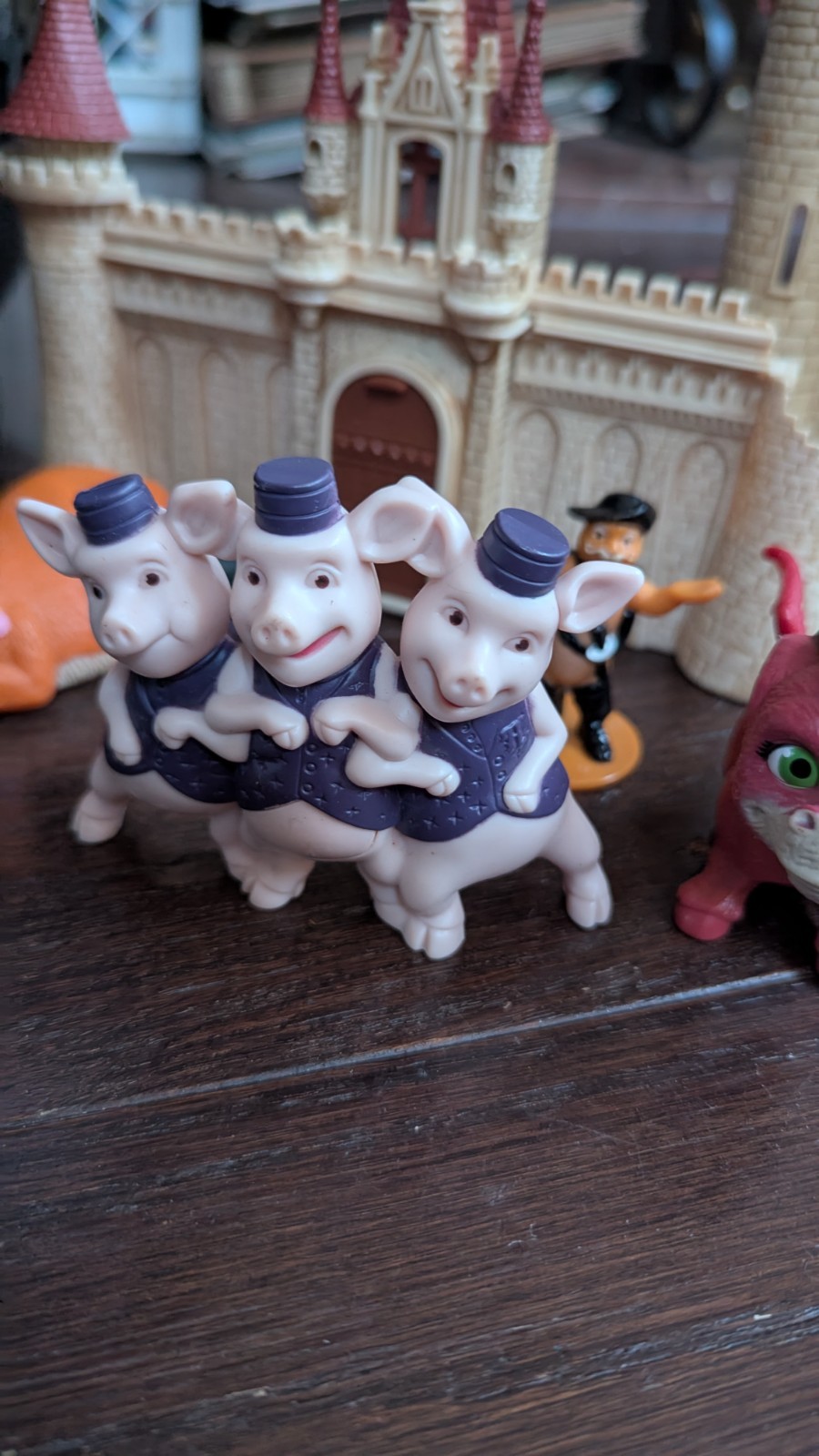 Shrek 2 Far Away Castle Micro Playset Mini Figure Set Lot Incomplete Parts