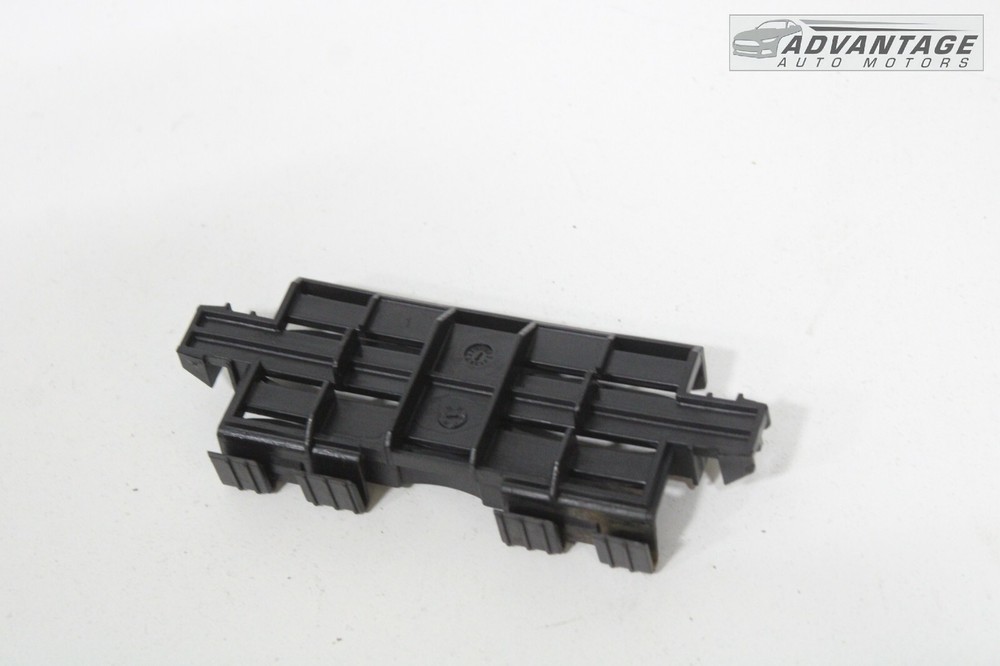 2015-2018 AUDI Q3 2.0L ENGINE COMPUTER MODULE BRACKET HOLDER TRAY 1T0971739G OEM