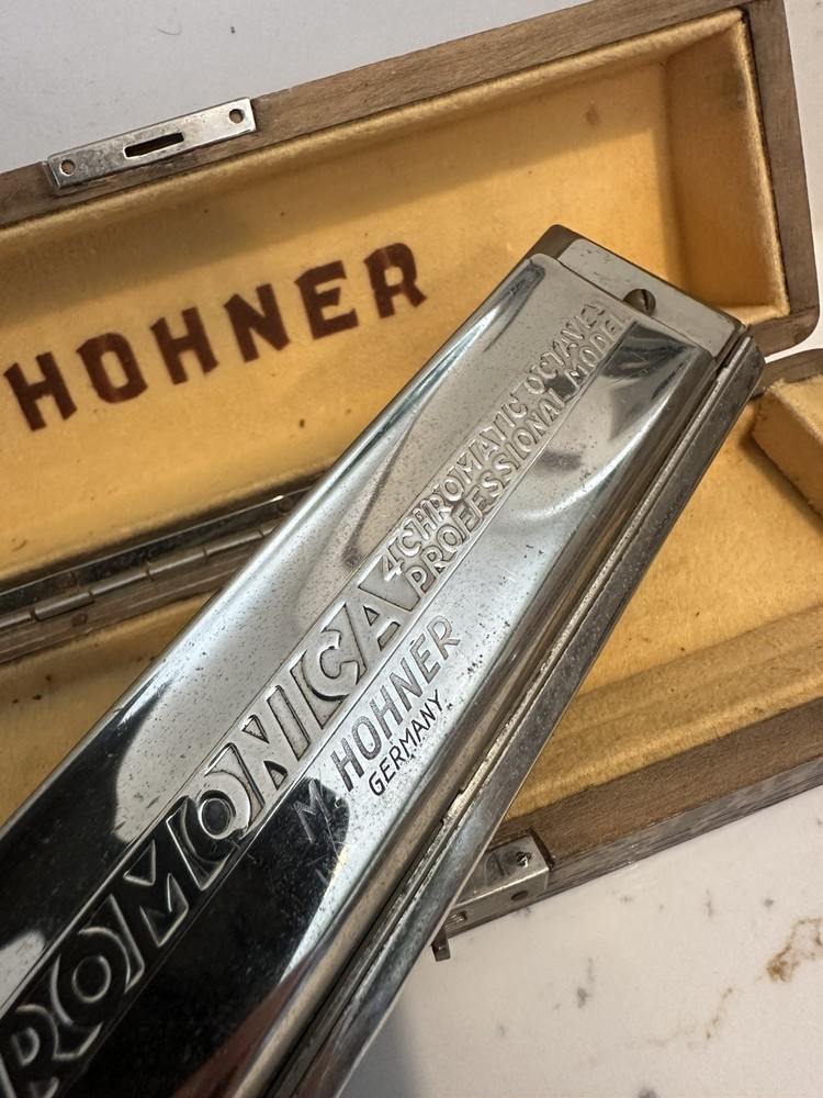 Hohner The 64 Chromonica 4 Octaves Harmonica Professional w/ Case - Untested