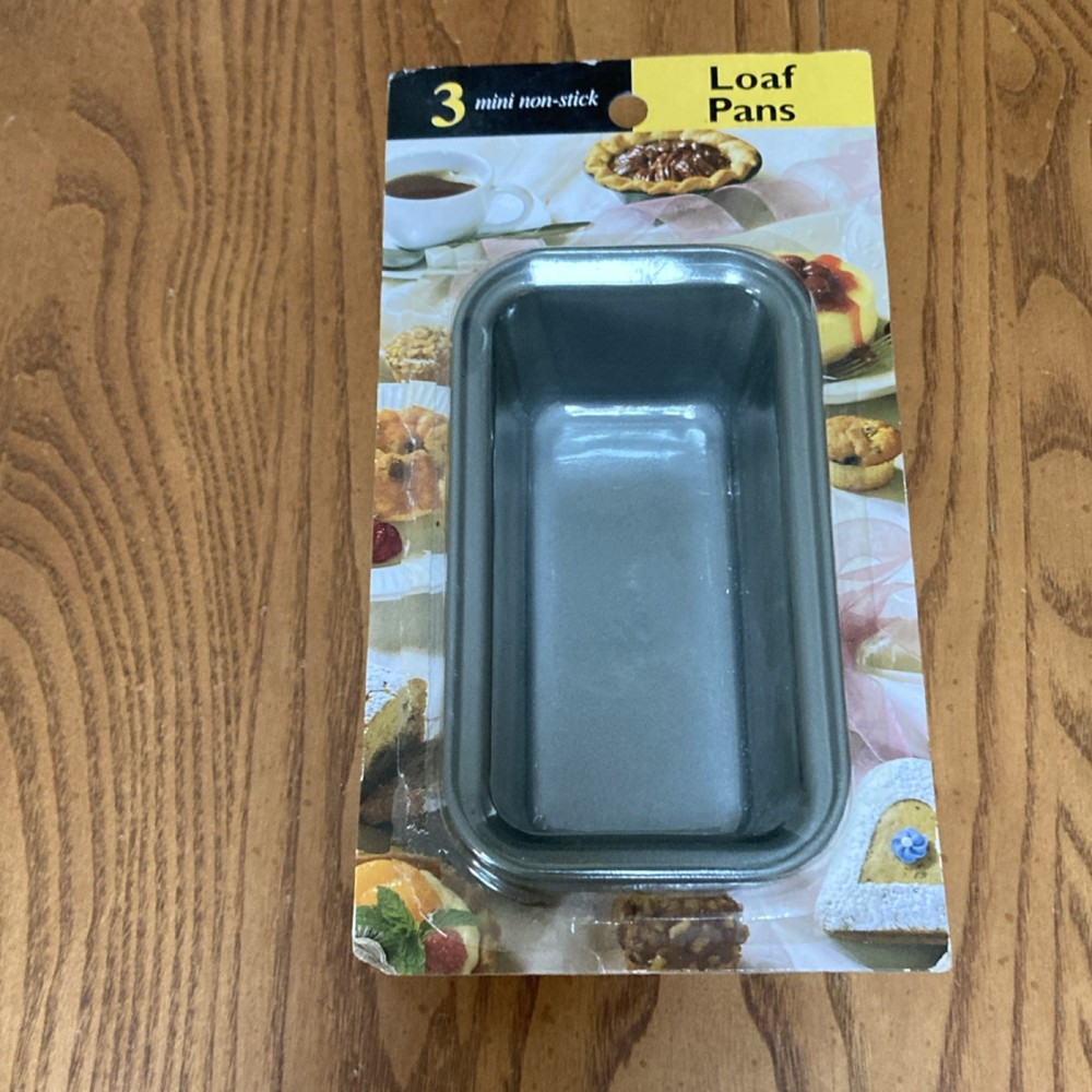 Bradshaw 3-Piece Gray Non-Stick Rectangle Loaf Pan Set