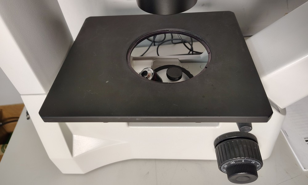 Motic AE2000 Phase Contrast Microscope with 3 Objective, Inverted