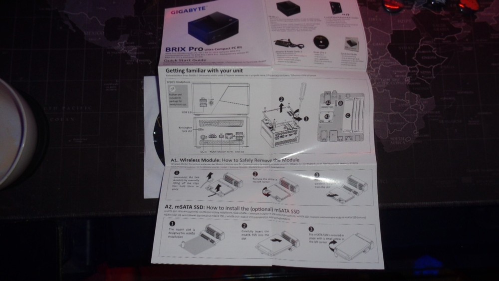 GIGABYTE GB-BXi5 quick start guide and drivers disc.