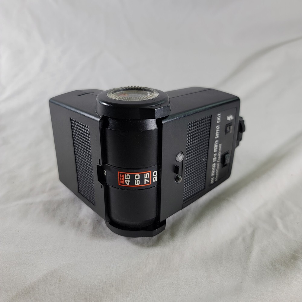 Vivitar 283 Auto Thyristor Shoe Mount Vintage Camera Flash - Untested