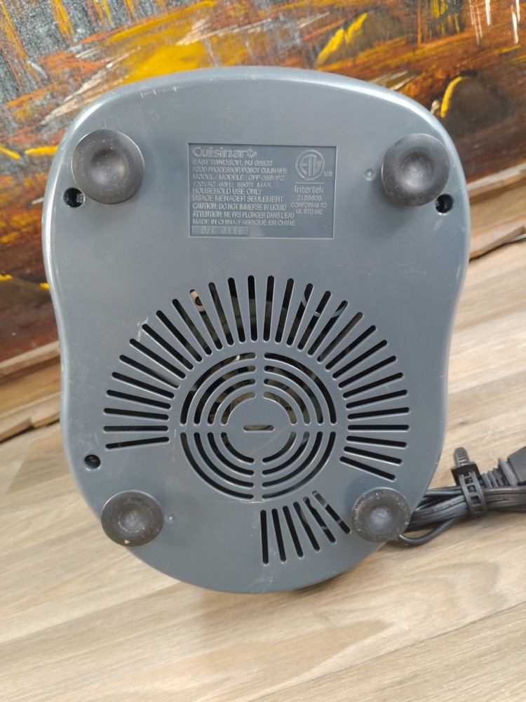 Cuisinart Elemental 13 CUP Food Processor CFP-26SVPC *READ DESCRIPTION*