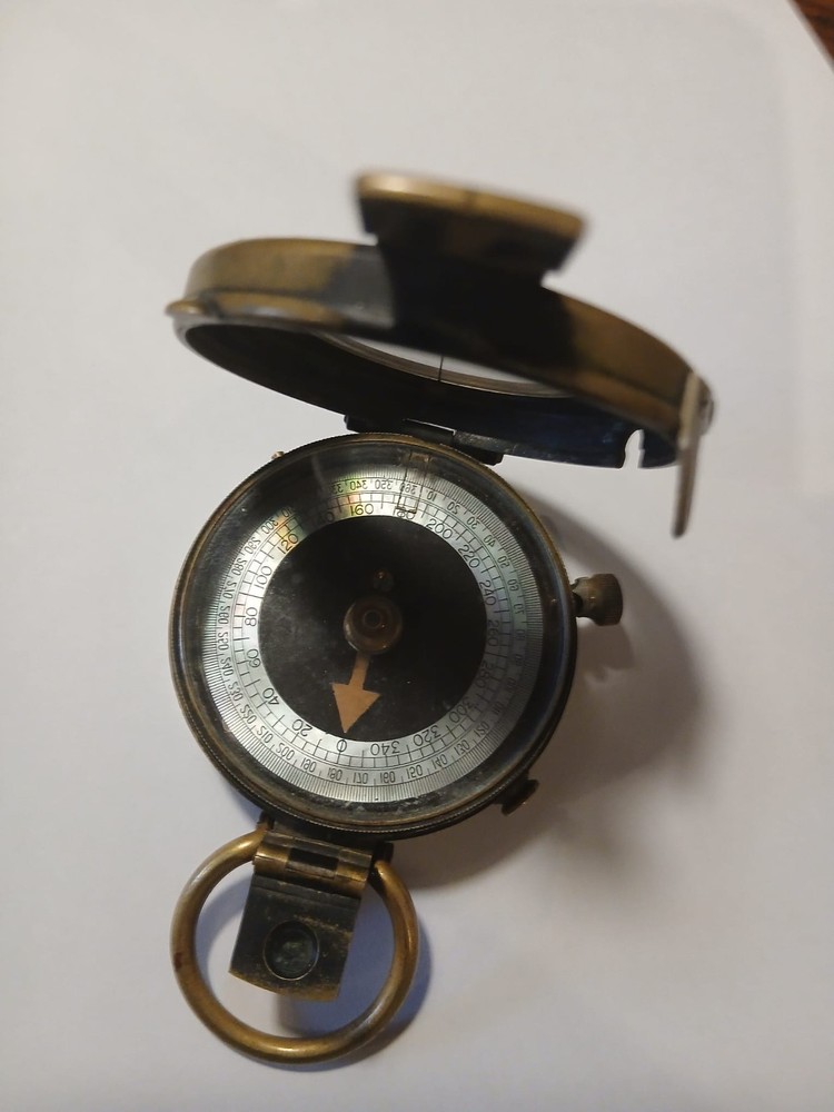 WW1 BRITISH ARMY PRISMATIC COMPASS DATED 1917