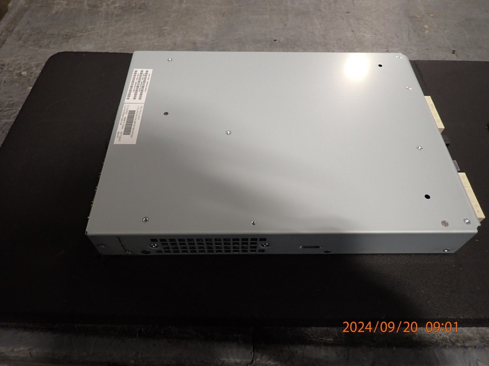 IBM 01LJ610 Storwize V5030F All-Flash Array Controller Node 01AC369