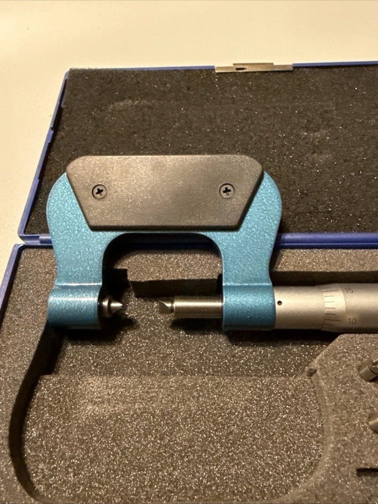 Screw Thread Micrometer 0-1" 0.001" Anvil Sets Included