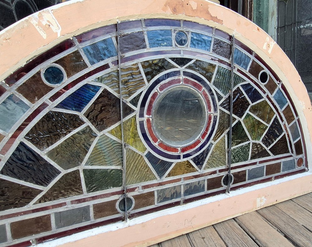 ANTIQUE STAINED GLASS ARCH WINDOW