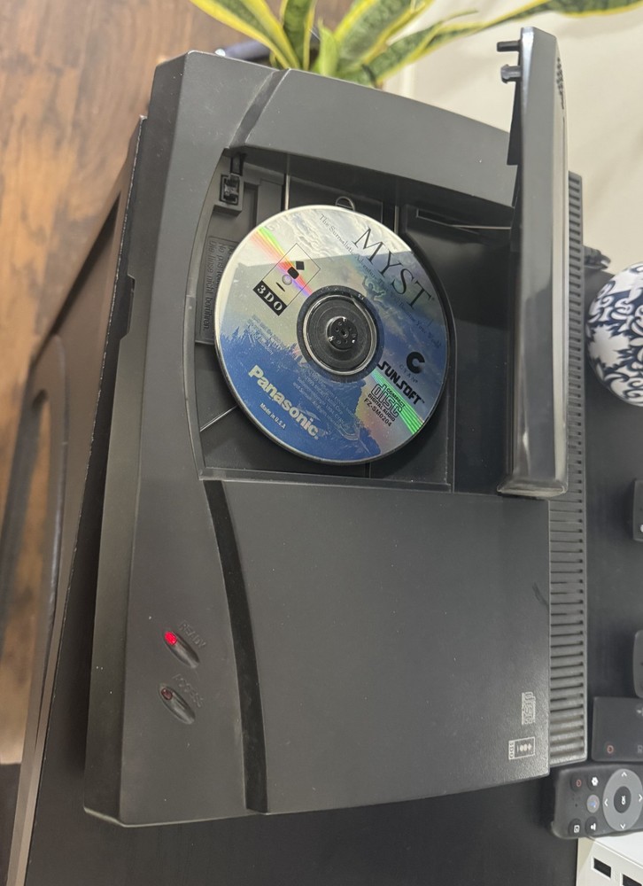 Panasonic 3DO FZ-10 R.E.A.L. Console (NTSC)