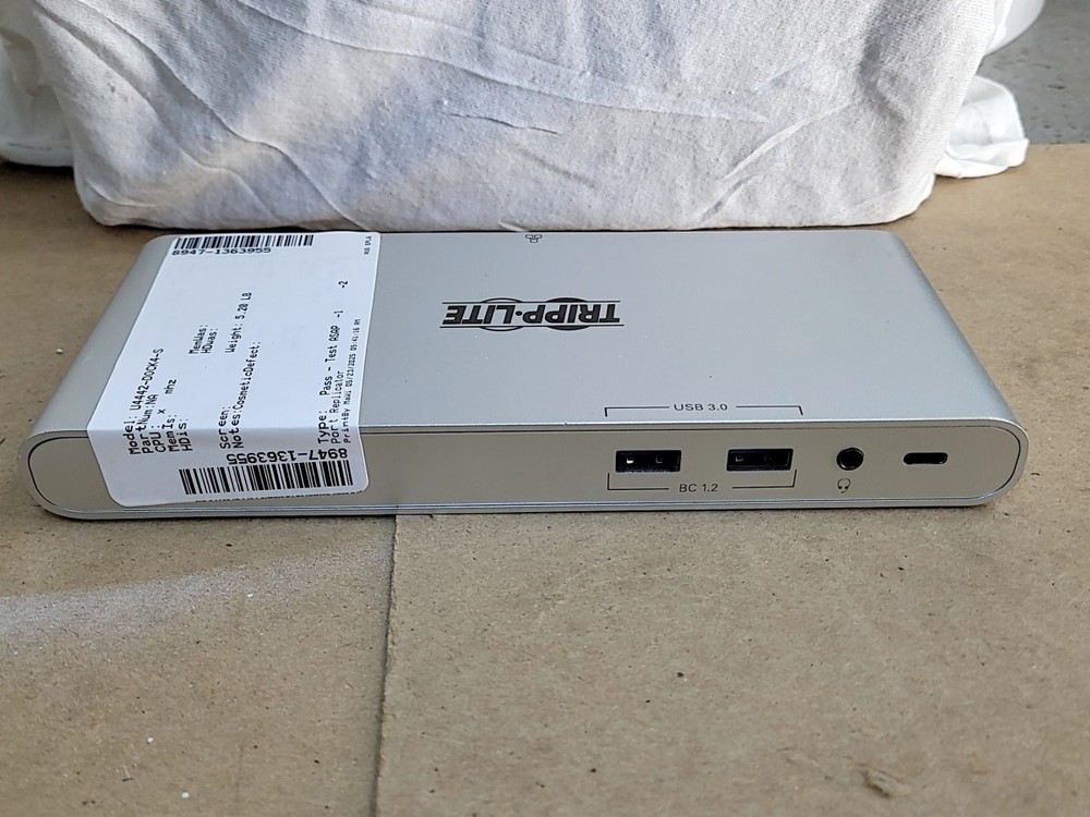 TRIPP LITE U442-DOCK4-S USB-C Docking Station SEE NOTES