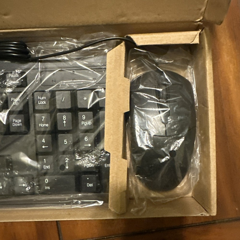 Genius KM-160 Wired Keyboard and Mouse Combo Black