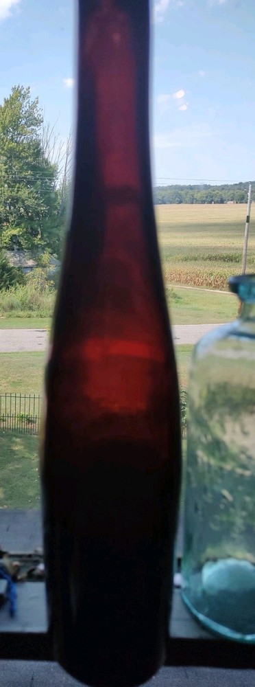 Red Early Hock Wine 14" Bottle