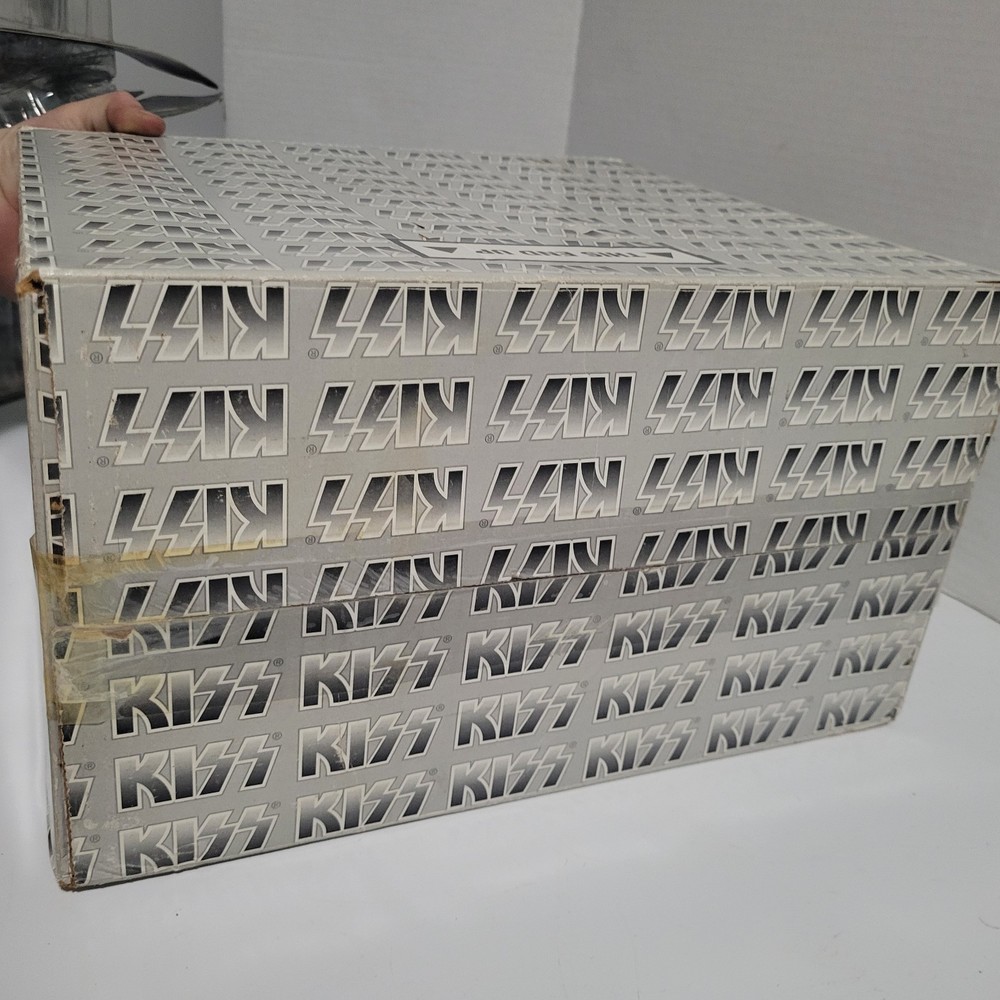 KISS Lava Lamp - 1999 Vintage Rock Band Rare Limited Edition Spencers