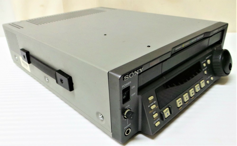 Sony J3 Compact Player.