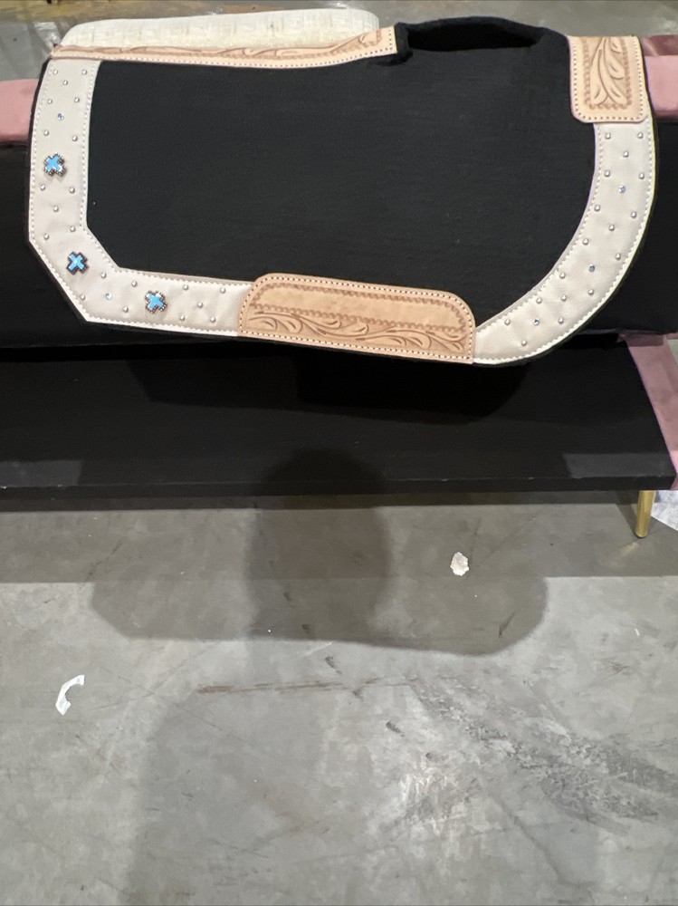 Leather & Felt Saddle Pad ~ 26.5” x ~26”