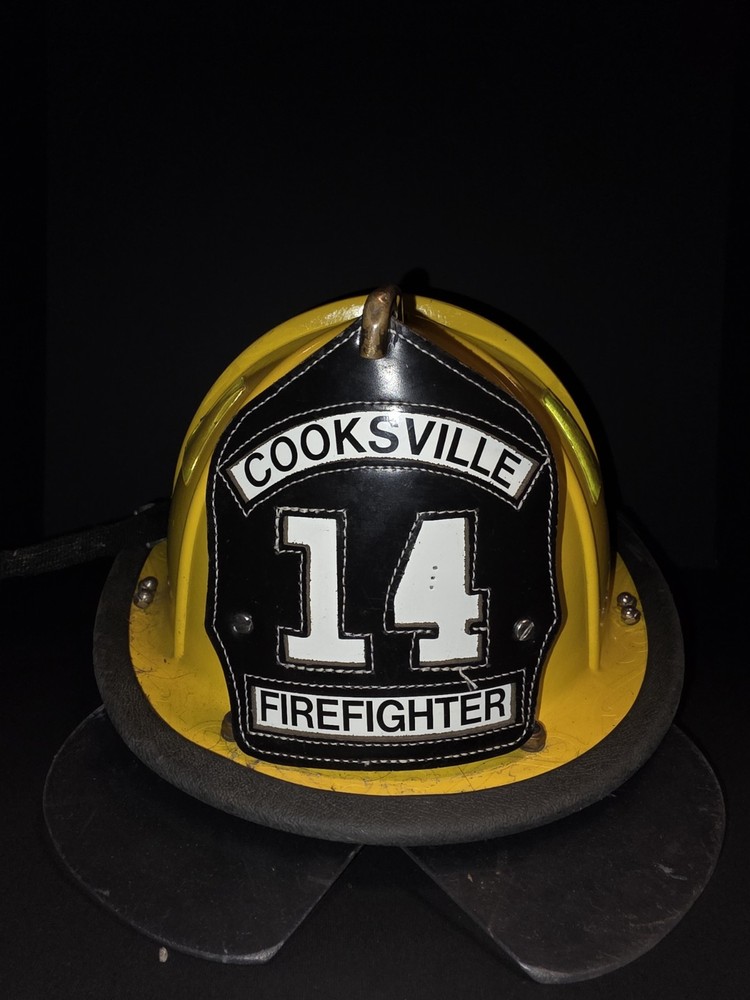 firemans helmet with wall mount