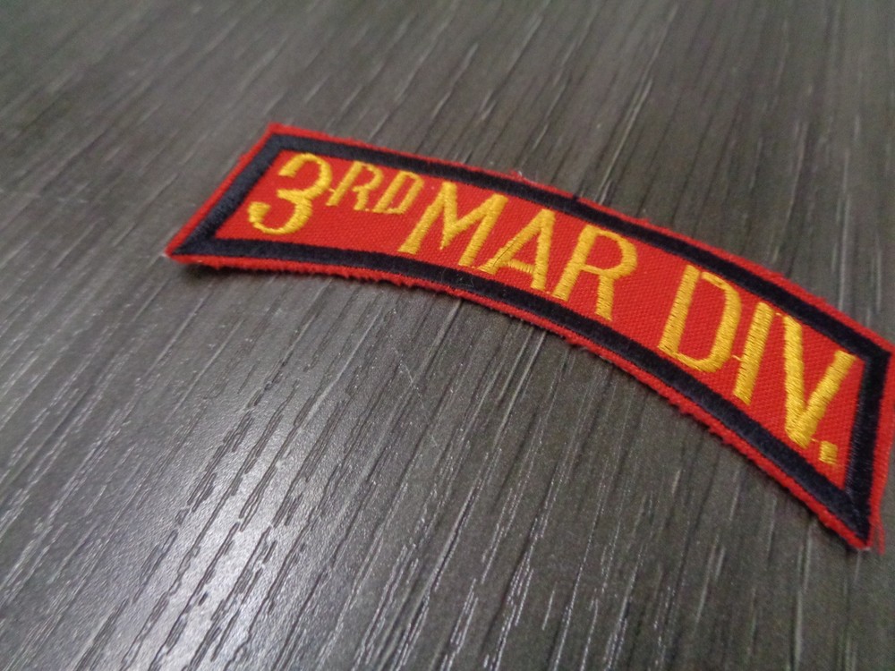 Marine Corps - 3RD MARINE DIVISION- Shoulder Tab/Scroll PATCH