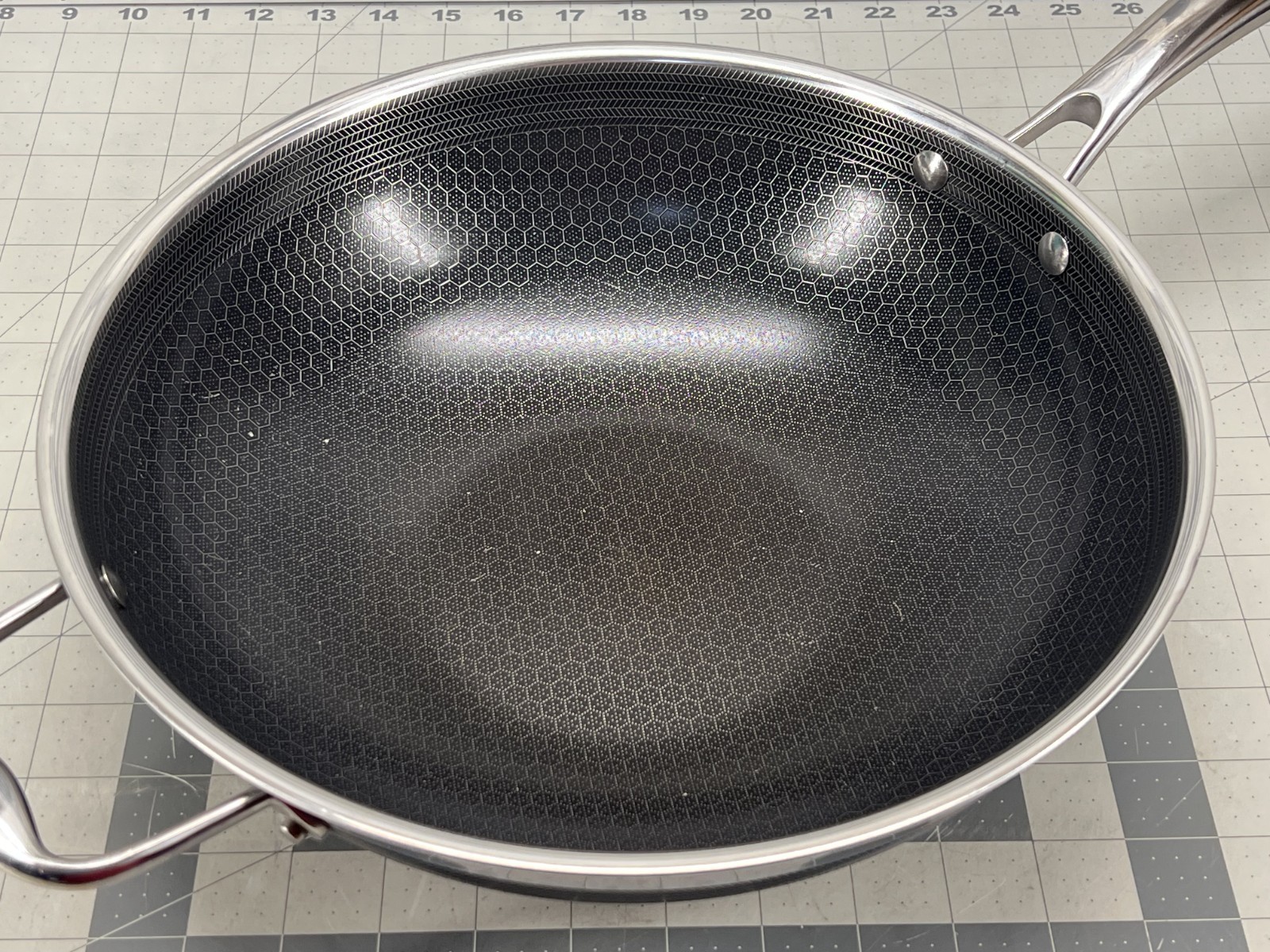 HexClad Hybrid Nonstick 12-Inch Wok Frying Pan (No Lid) - Used!