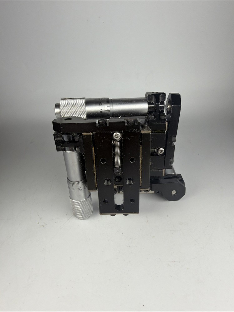 Precision Manual XYZ Micro Positioning Stage Micrometer Driven Optical Stage