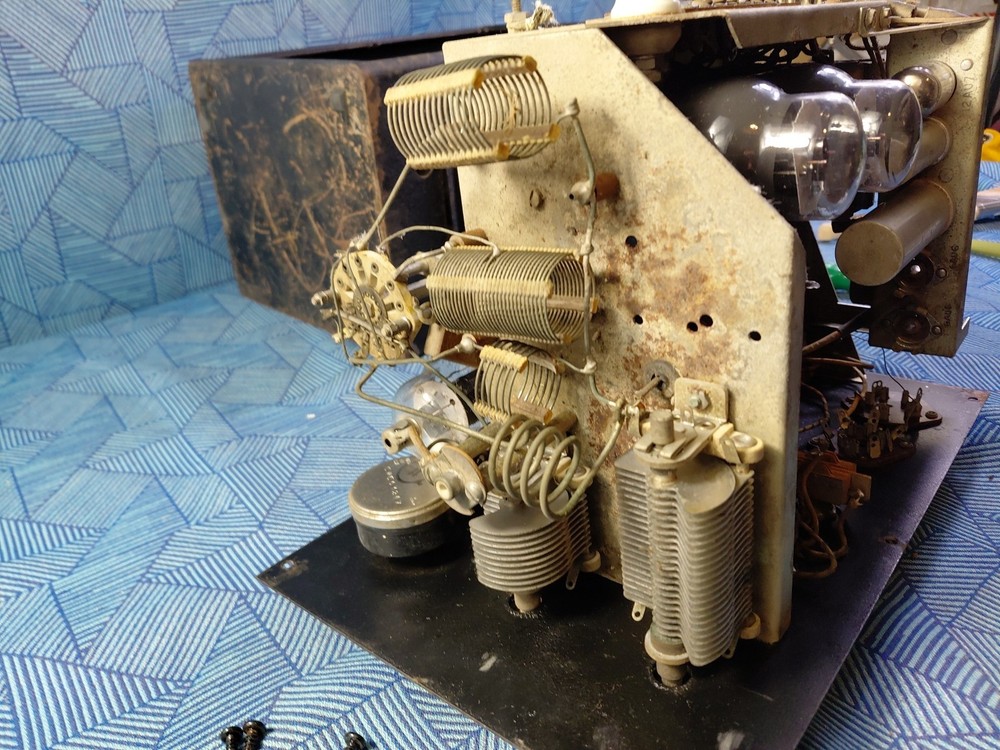 Vintage HARVEY WELLS Transmitter Deluxe TBS-50D, Untested, As Is