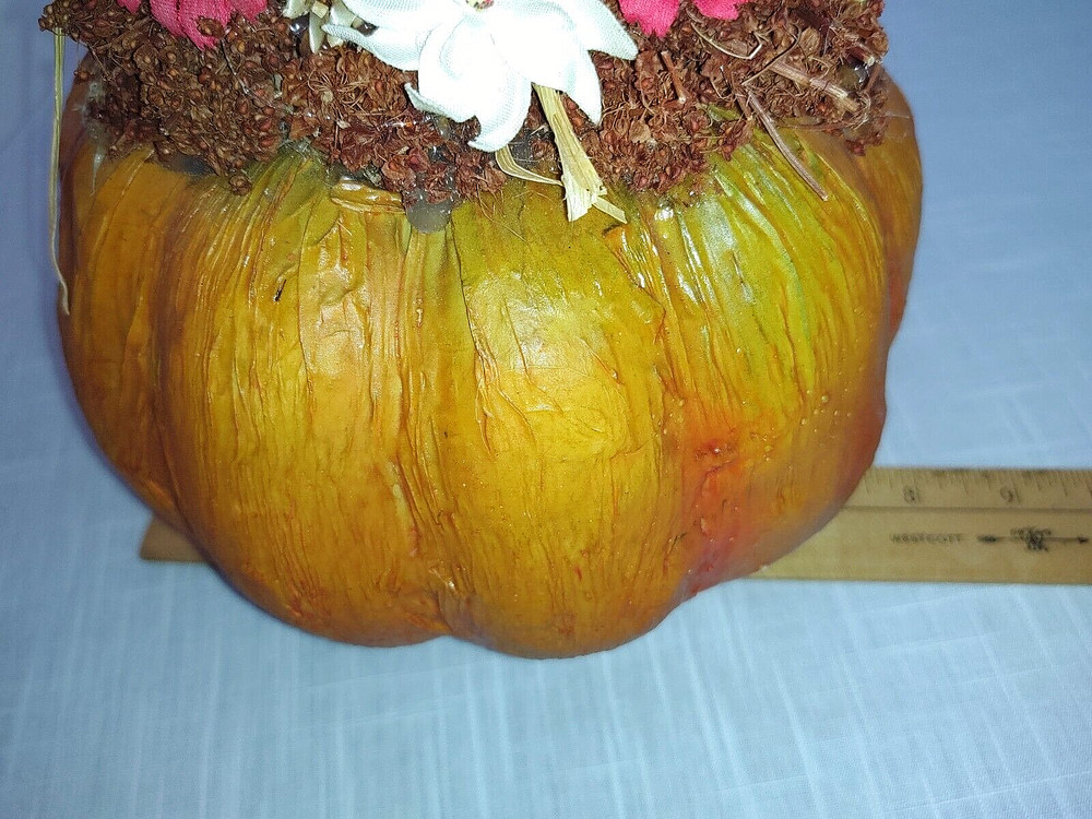 HALLOWEEN PAPER MACHE PUMPKIN
