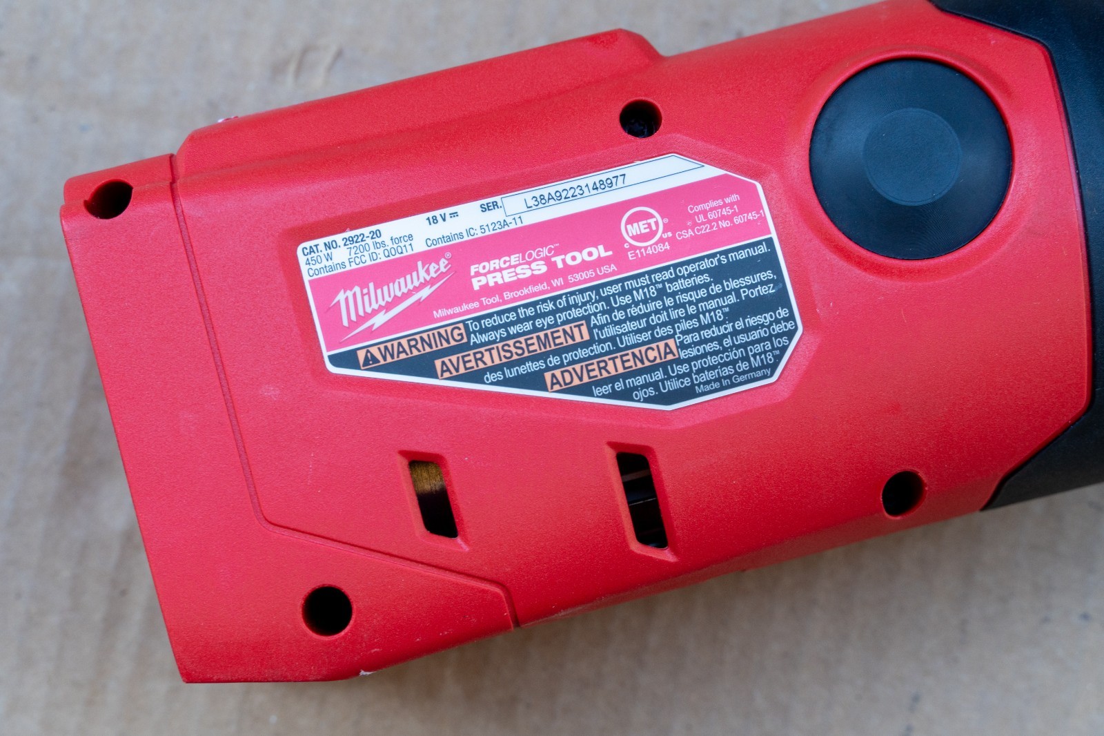 Milwaukee 2922-22M Press Tool Kit w/ One-Key with 1/4”-7/8” Streamline ACR Jaws