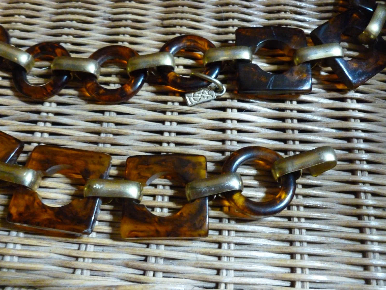 VINTAGE YVES SAINT LAURENT TORTOISE BAKELITE GOLDTONE LINK 36" BELT / NECKLACE