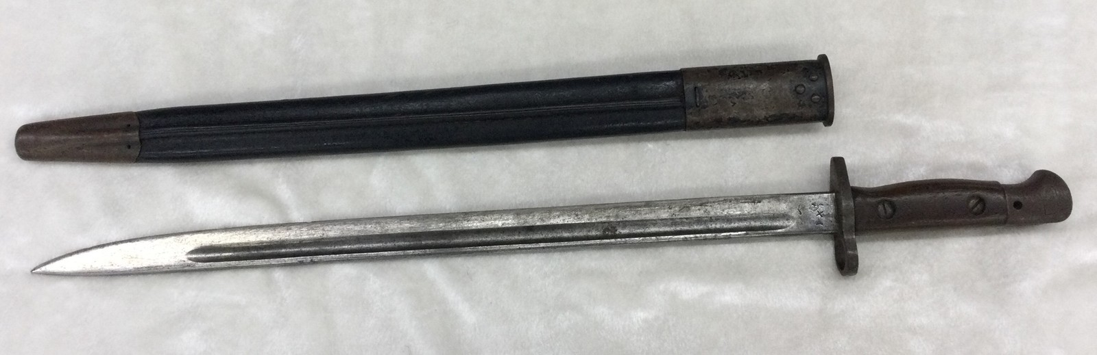 Original WWI Bayonet U.S. Model 1907 12/18 With Leather Scabbard Sheath