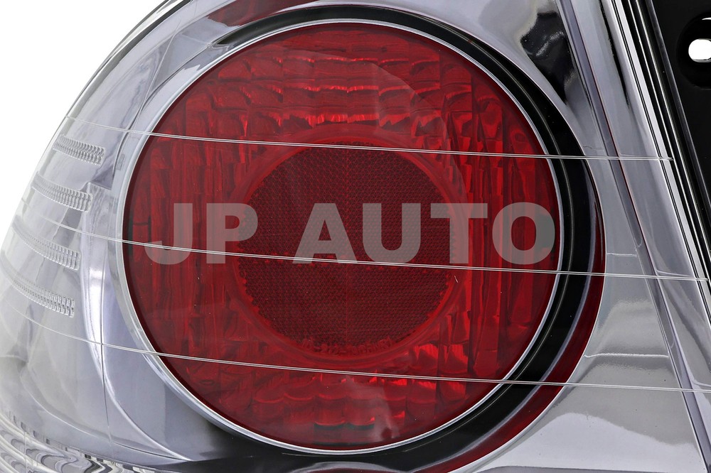 For 2001 Lexus IS300 Tail Light Set Driver and Passenger Side